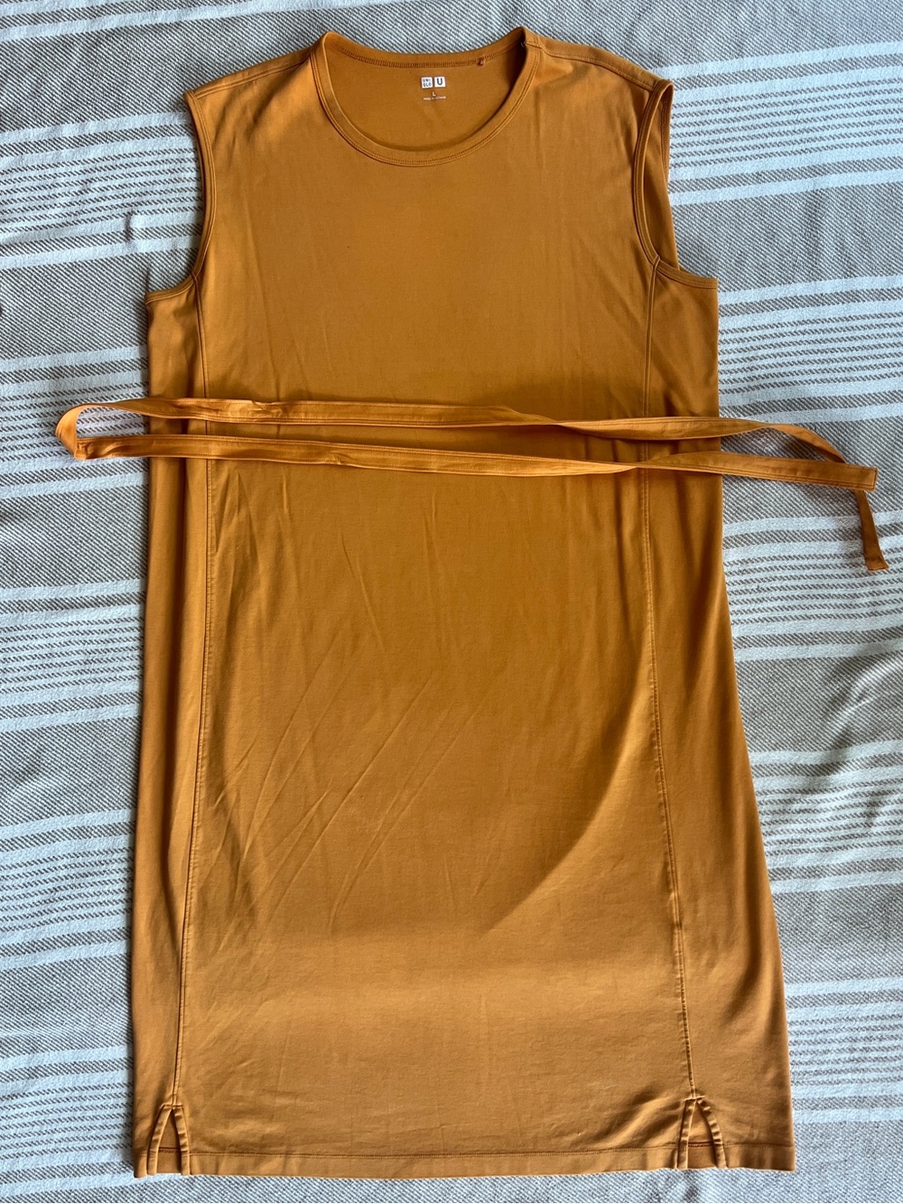 Uniqlo Sleeveless shift L Dress in golden orange Mustard 100% cotton soft thick